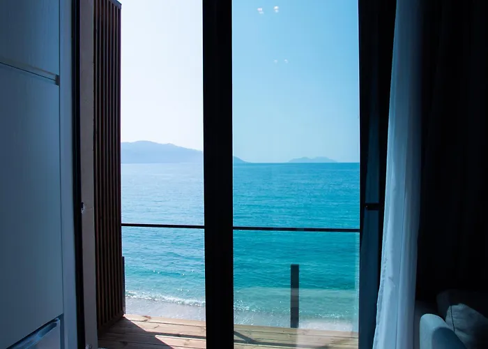 Dukes Albania Radhimë