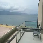 Dukes Albania Radhimë