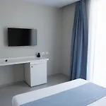Dukes Albania Hotel Radhimë