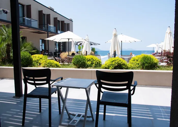 Dukes Albania Hotel Radhimë